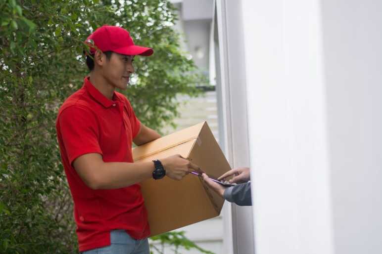 Key Benefits of One-Day Courier Service